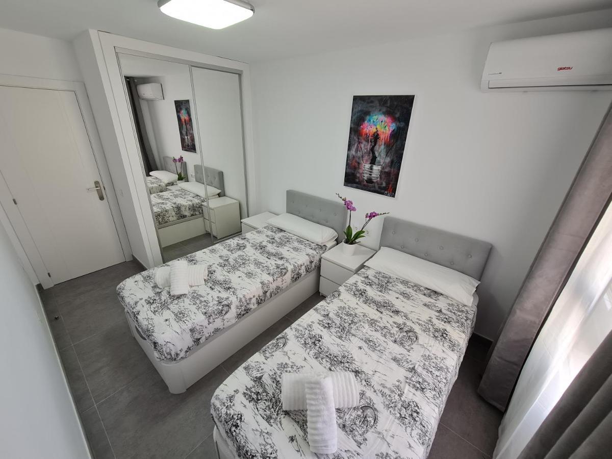 Modern 3 Bedroom Luxury Apartment In Torremolinos Zewnętrze zdjęcie